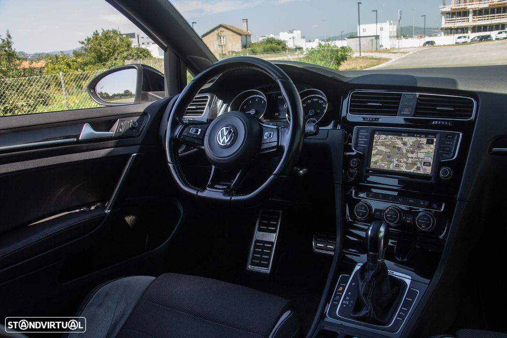 VW Golf - 16