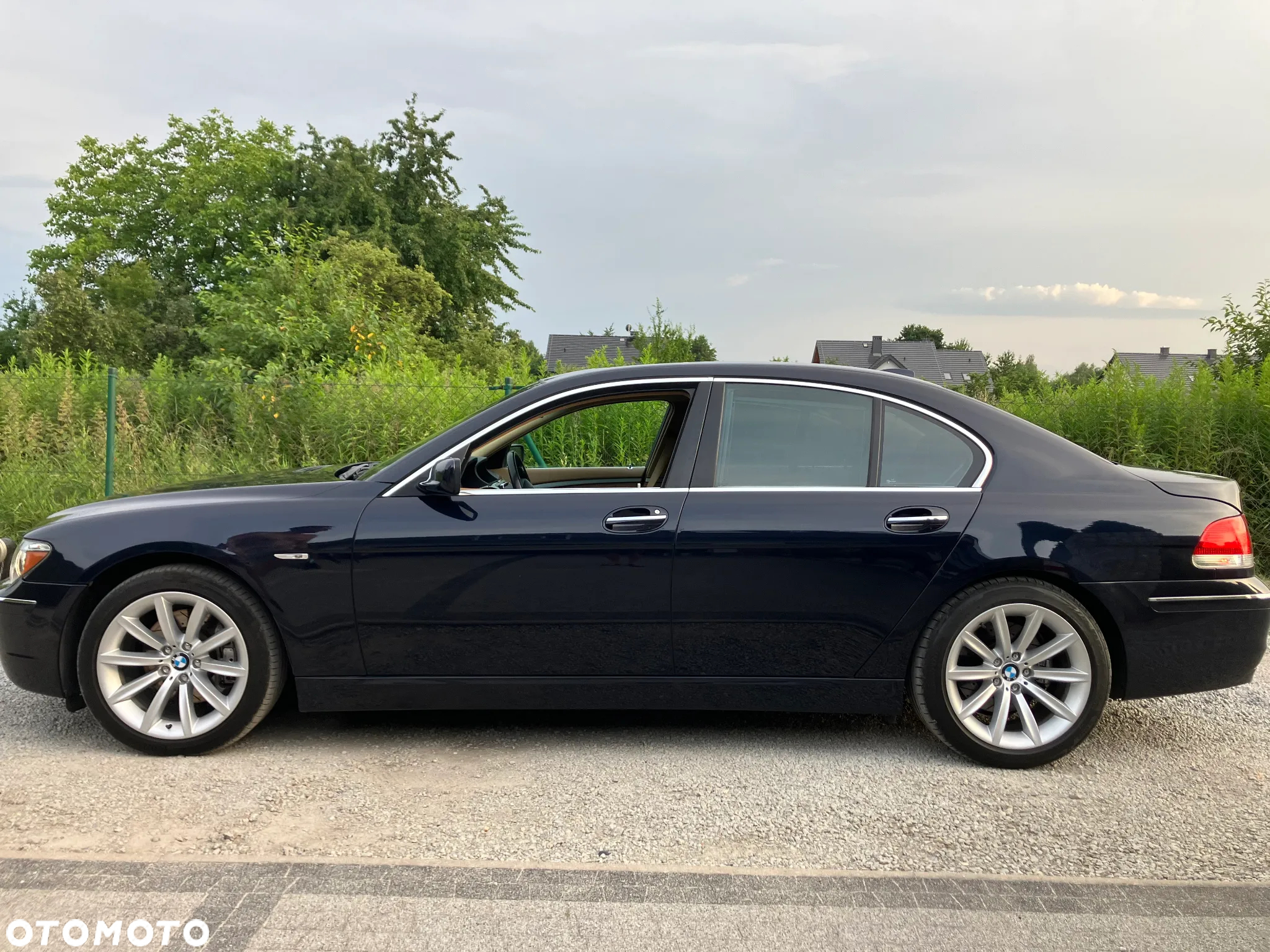 BMW Seria 7 750i - 15