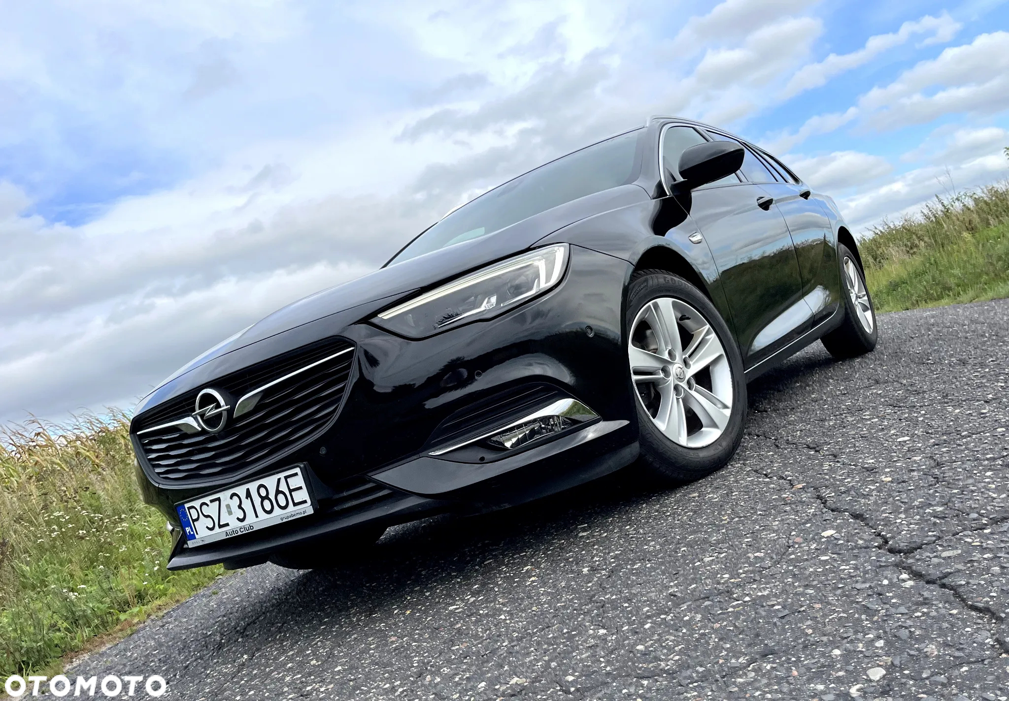 Opel Insignia 2.0 CDTI Sports Tourer ecoFLEXStart/Stop Business Edition - 19