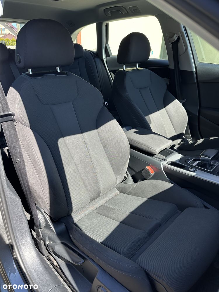 Audi A4 Avant 40 TFSI S tronic - 20