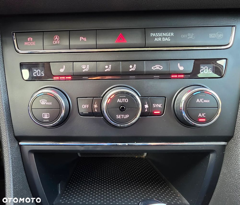 Seat Leon 1.8 TSI Start&Stop DSG XCELLENCE - 14