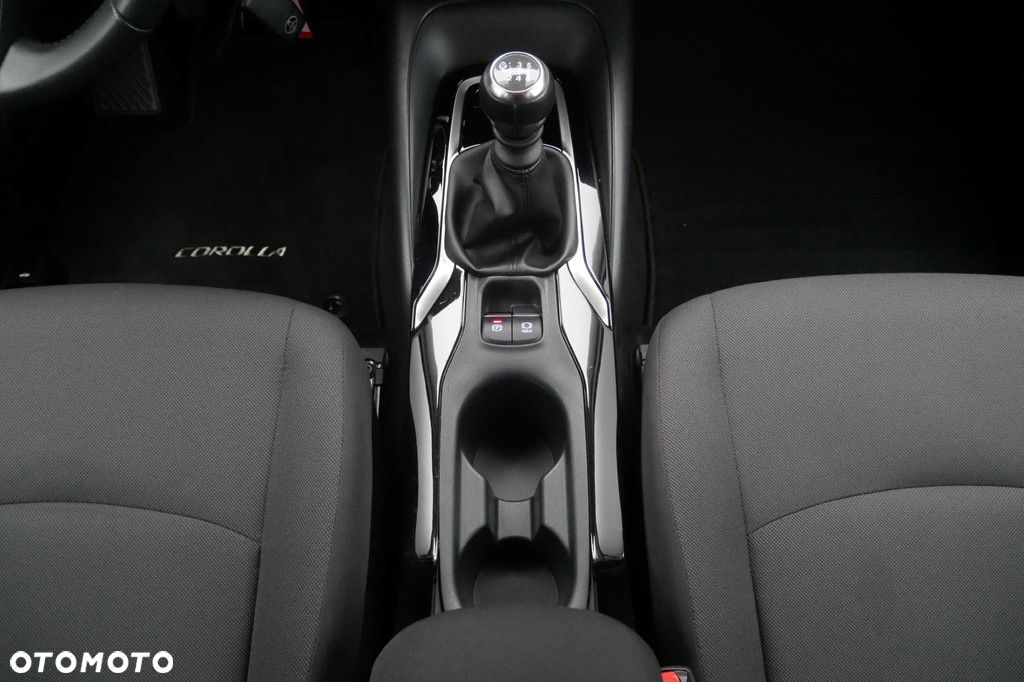 Toyota Corolla - 11