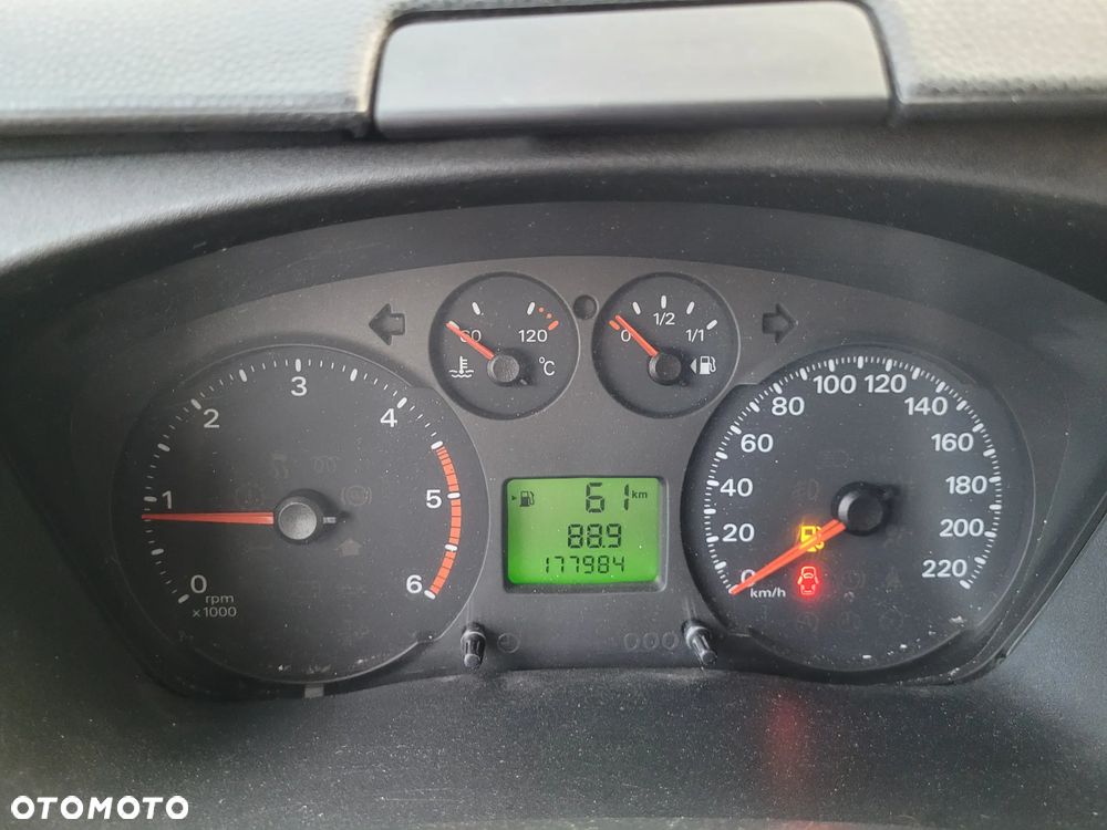 Ford Transit - 9