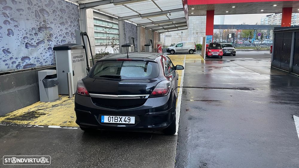 Opel Astra GTC 1.3 CDTI - 4