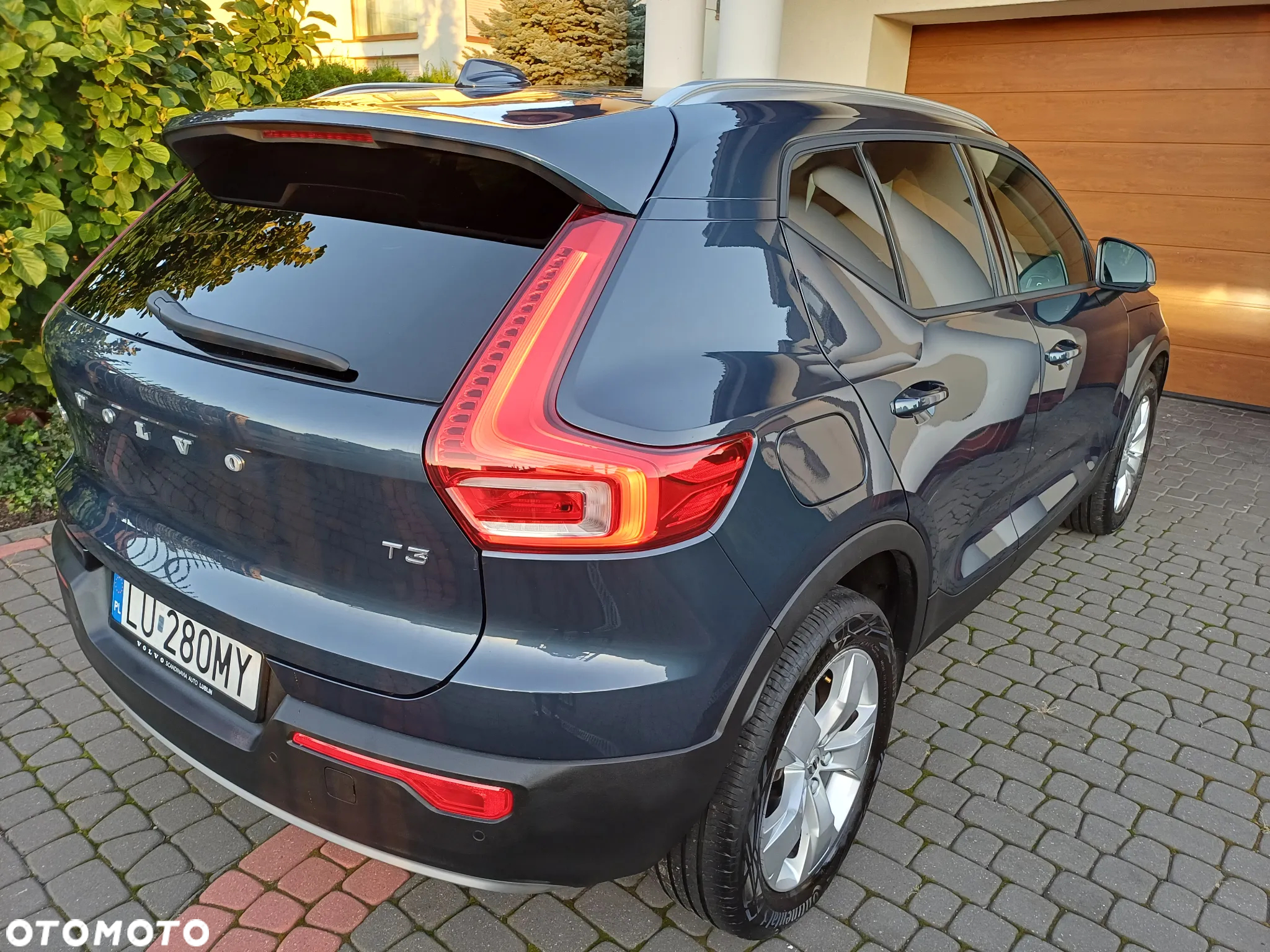 Volvo XC 40 T3 Momentum - 10
