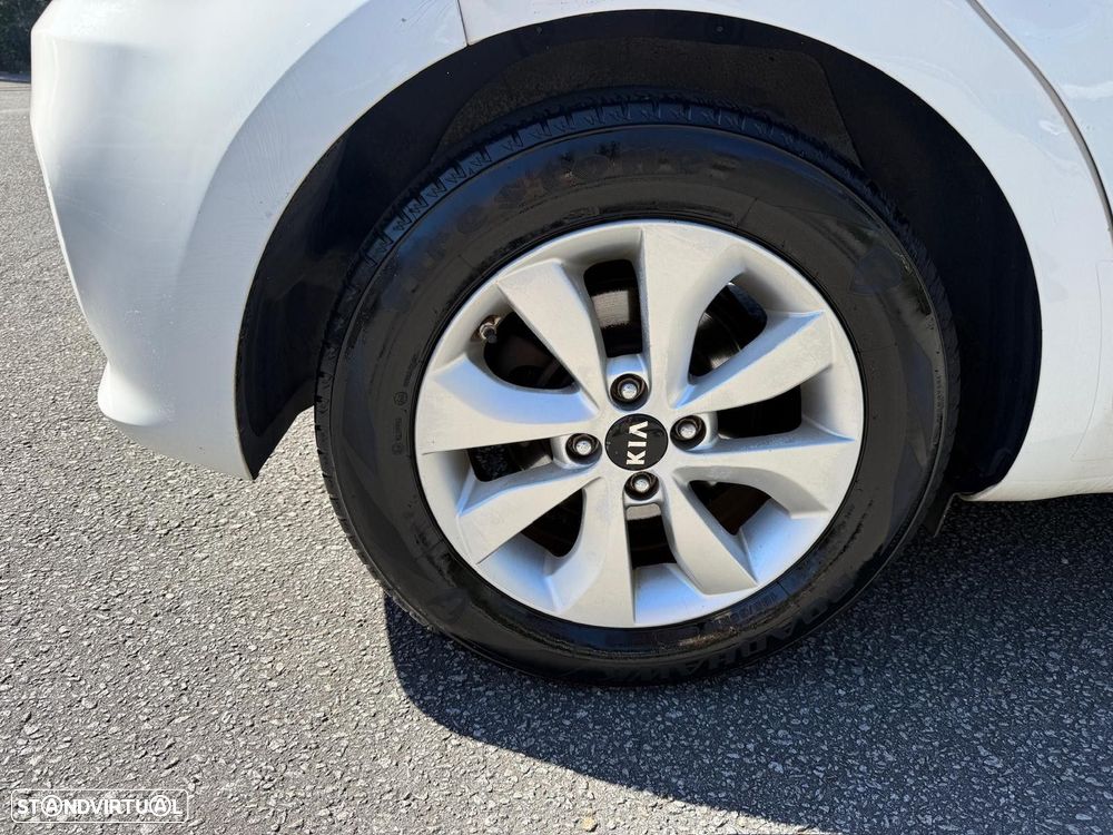 Kia Rio 1.1 CRDi - 15