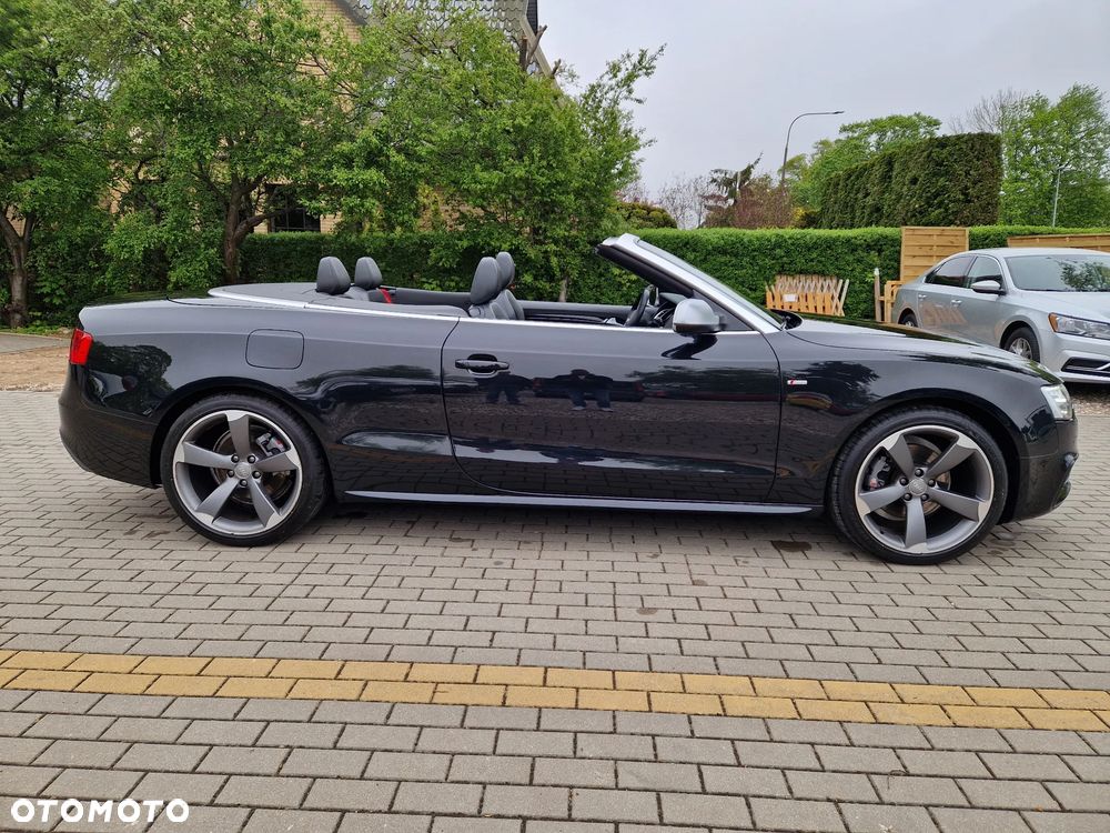 Audi A5 Cabrio - 12