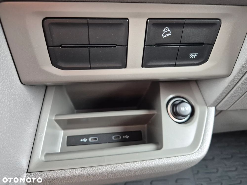Volkswagen Crafter DSG 4x4 Webasto Faktura VAT Gwarancja - 14