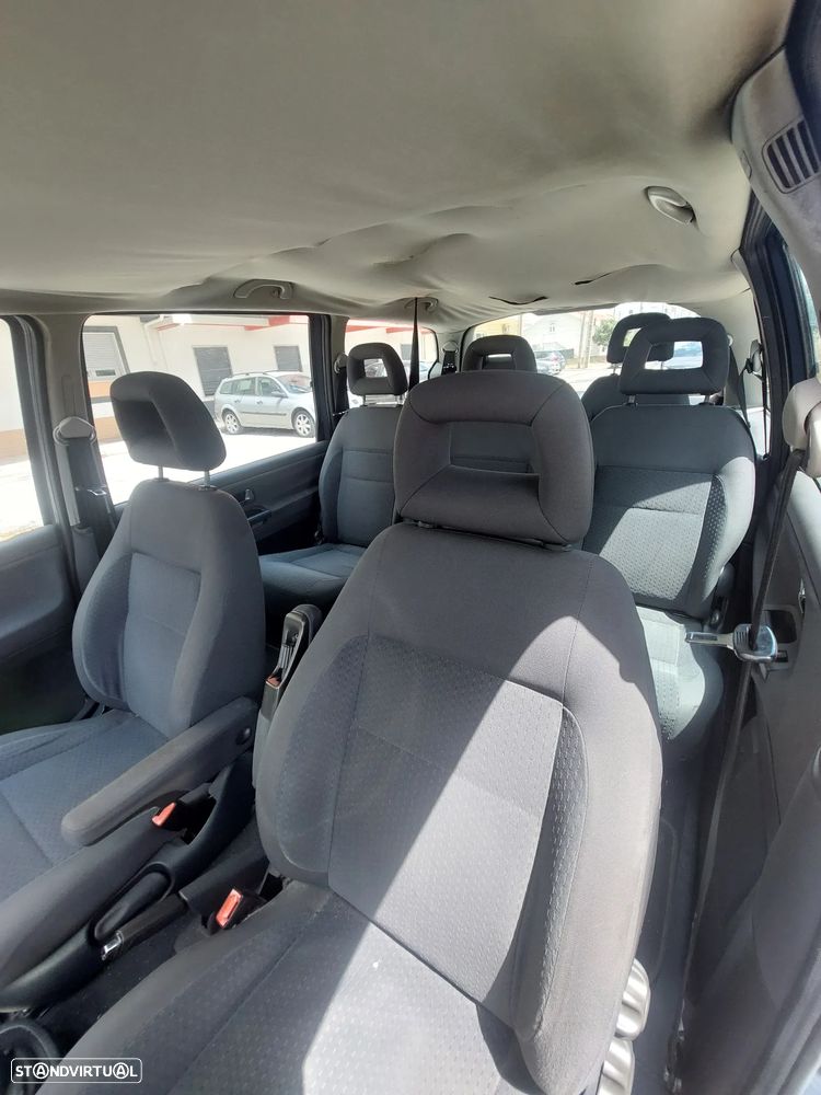 VW Sharan 2.0 TDi BlueMotion - 12