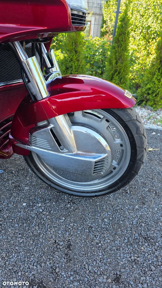 Honda GL - 5