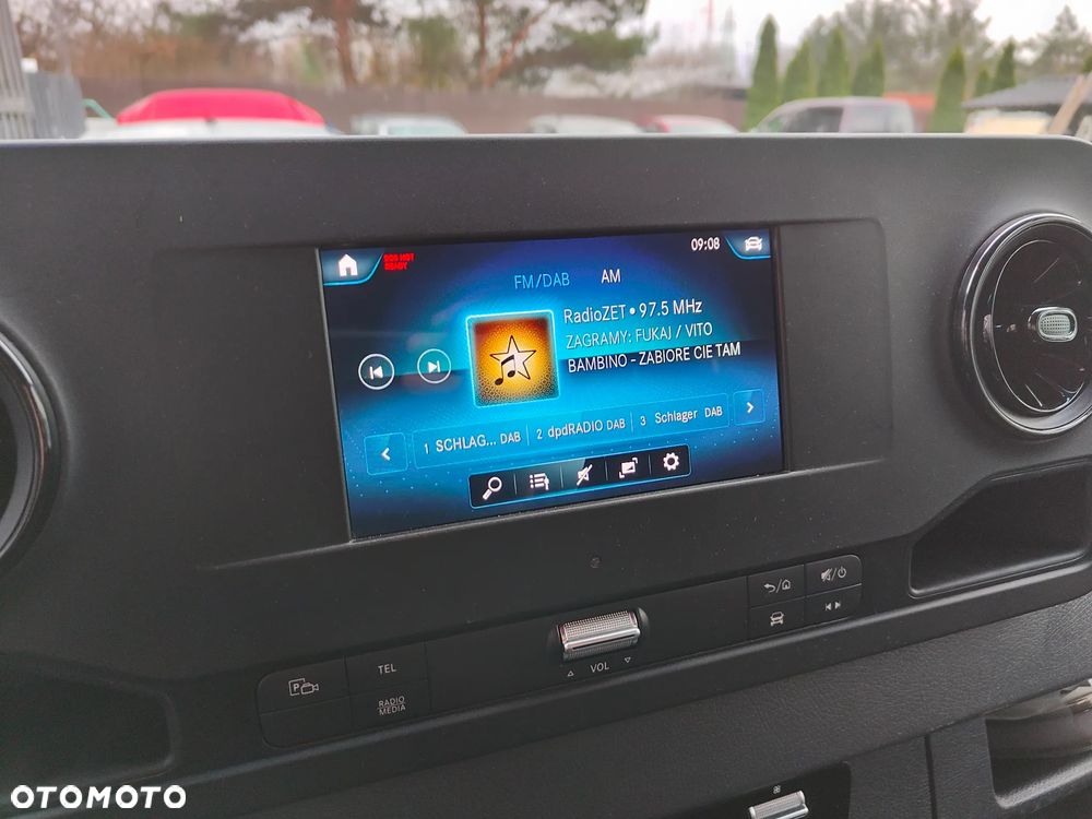 Mercedes-Benz SPRINTER 907 - 15