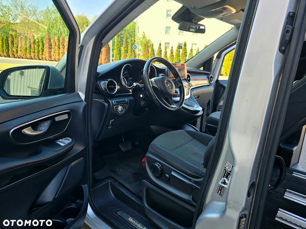 Mercedes-Benz Klasa V 220 d 9G-Tronic - 21