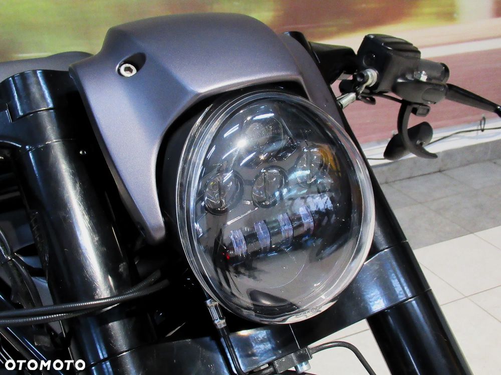 Harley-Davidson V-Rod Night Rod - 31