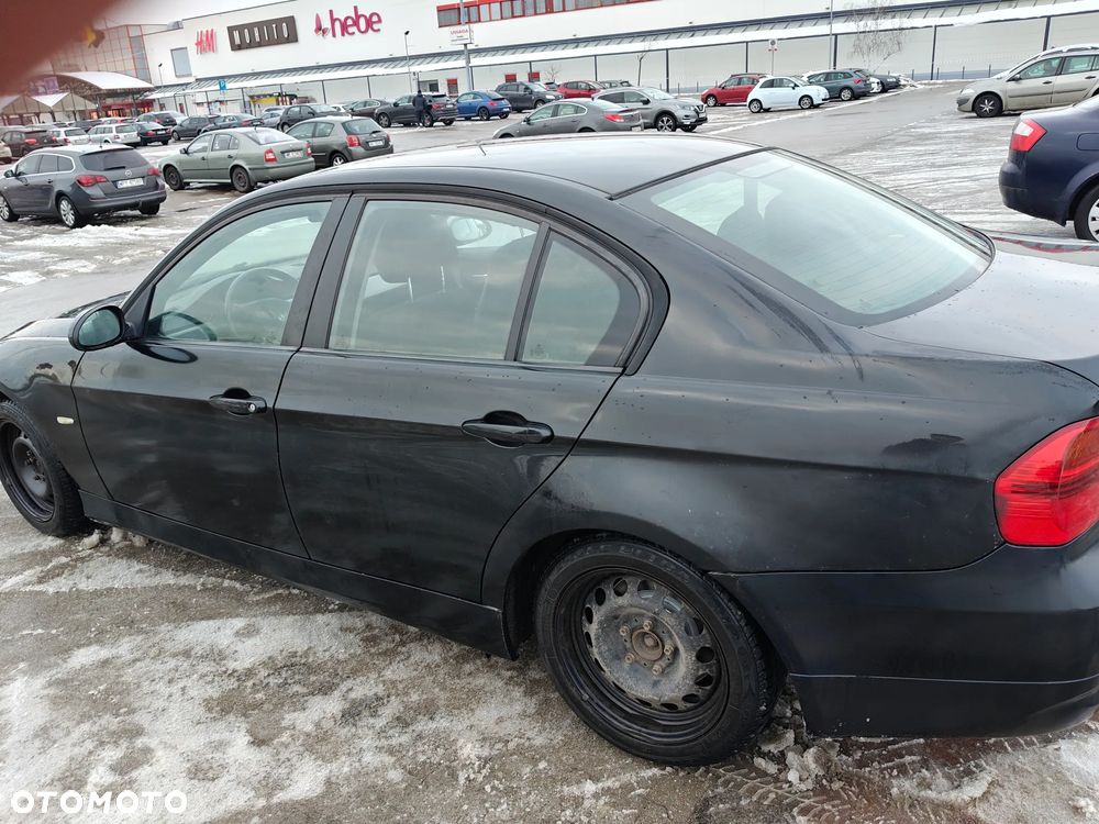 BMW Seria 3 320i - 3
