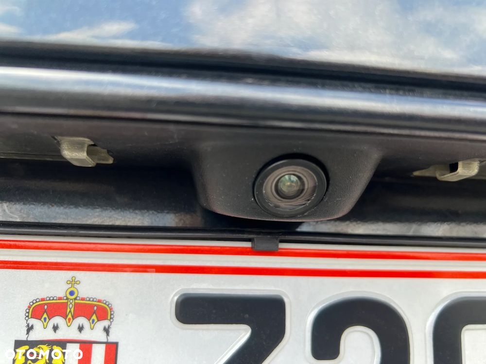 Fiat Freemont 2.0 Multijet 16V DPF Automatik Allrad Cross - 16