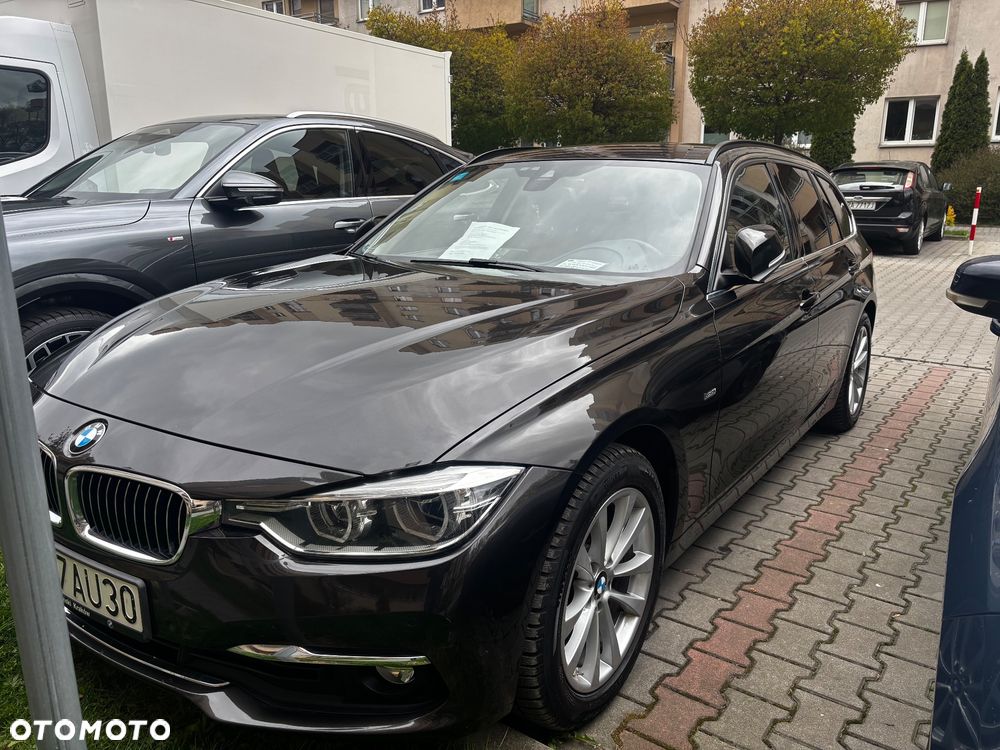 BMW Seria 3 320d xDrive Edition Luxury Line Purity - 32