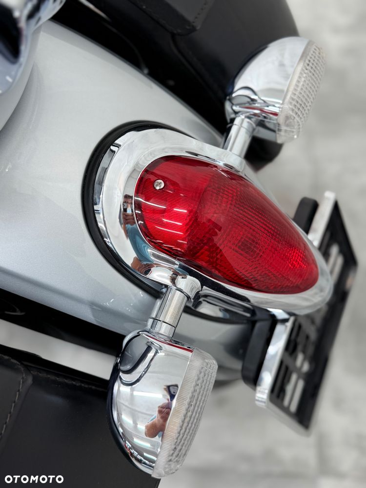 BMW R - 8