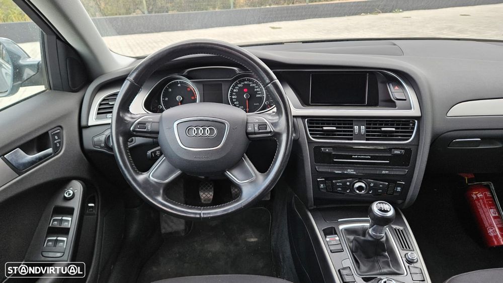 Audi A4 2.0 TDI - 10
