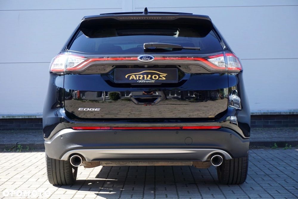 Ford Edge 2.0 TDCi 4x4 Titanium - 16