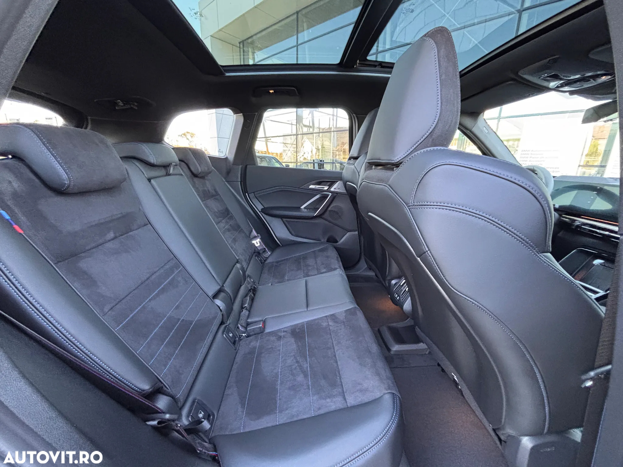 BMW iX1 eDrive20 - 8