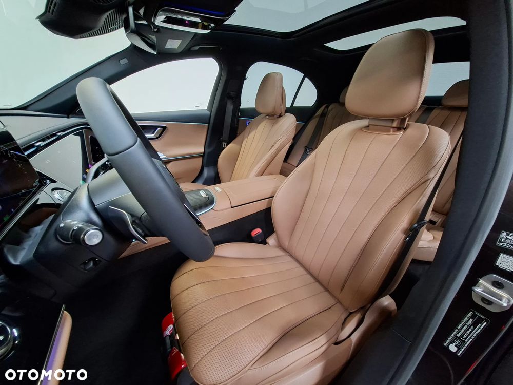 Mercedes-Benz Klasa E 300 de PHEV 4-Matic AMG 9G-Tronic - 6