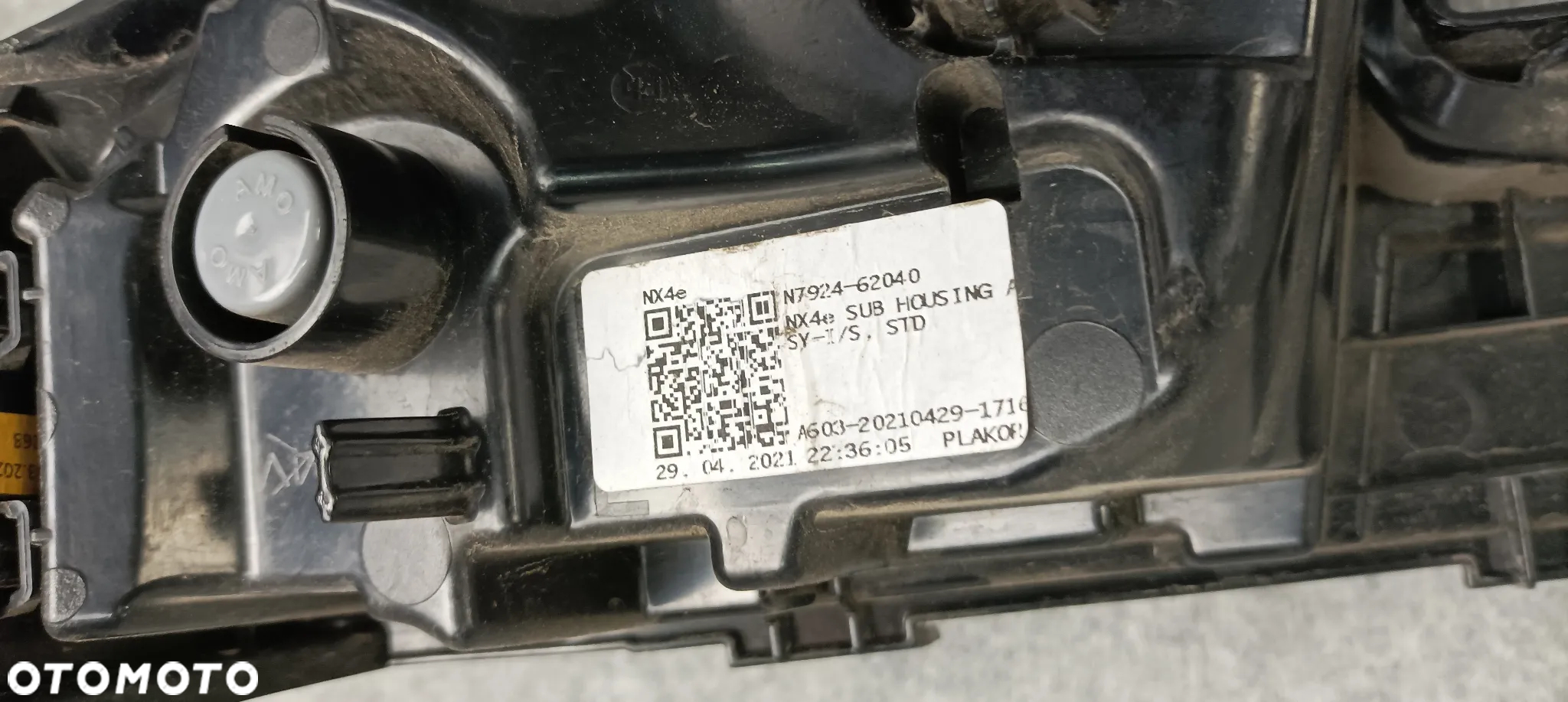 LAMPA TYLNA TYŁ ŚRODKOWA BLENDA KLAPY - HYUNDAI TUCSON IV 2020- - 13
