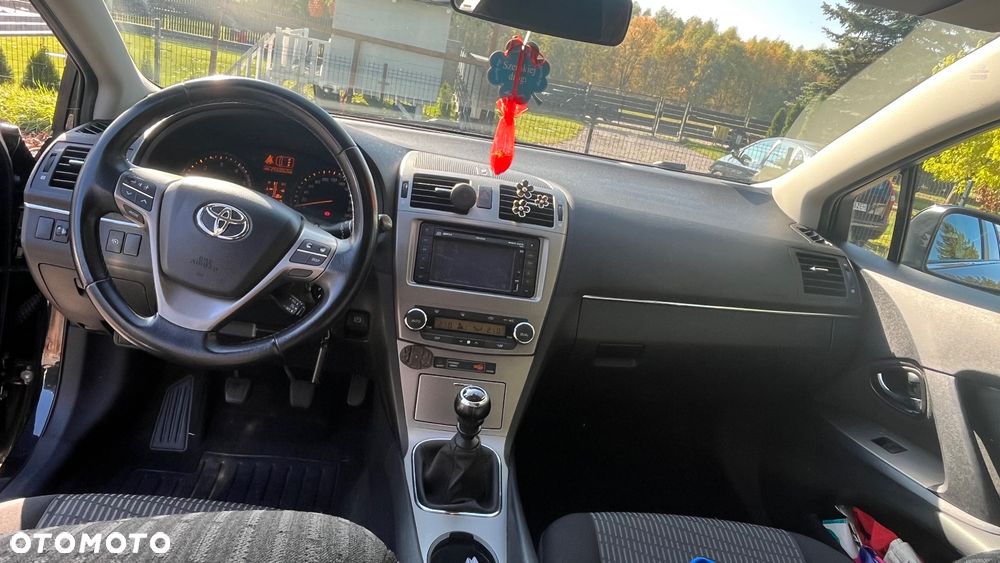 Toyota Avensis 2.0 D-4D Sol+NAVI - 8