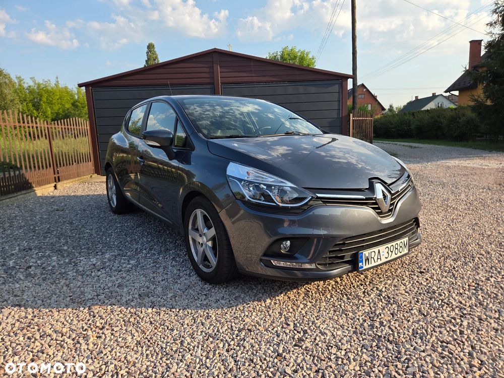 Renault Clio - 1