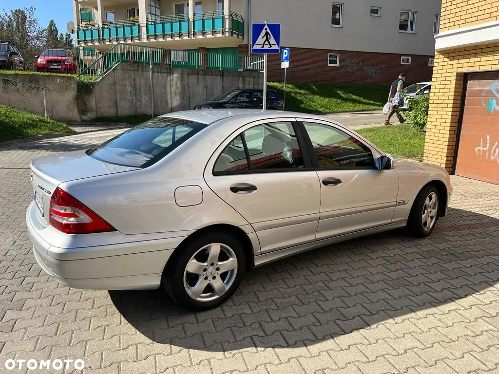 Mercedes-Benz Klasa C - 2