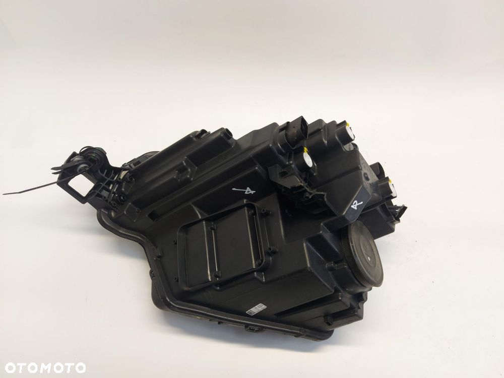 Skoda Karoq Lift 57A LAMPA LED PRAWY PRZÓD  RHD 57C941010 - 3