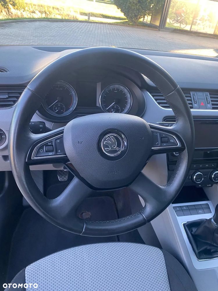 Skoda Octavia 1.4 TSI Ambition - 26