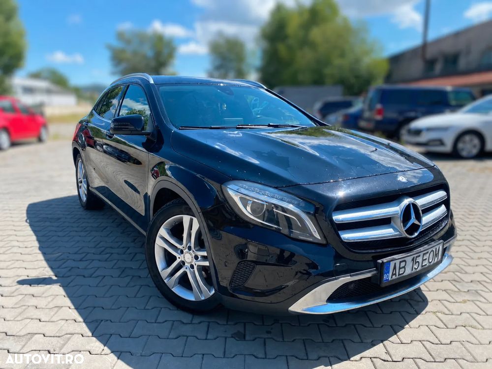 Mercedes-Benz GLA 180 7G-DCT Urban - 3