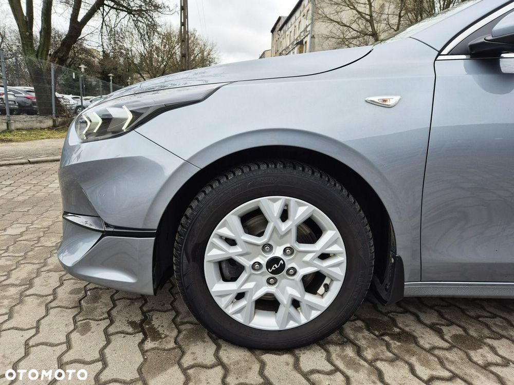 Kia Ceed 1.5 T-GDI M DCT - 31