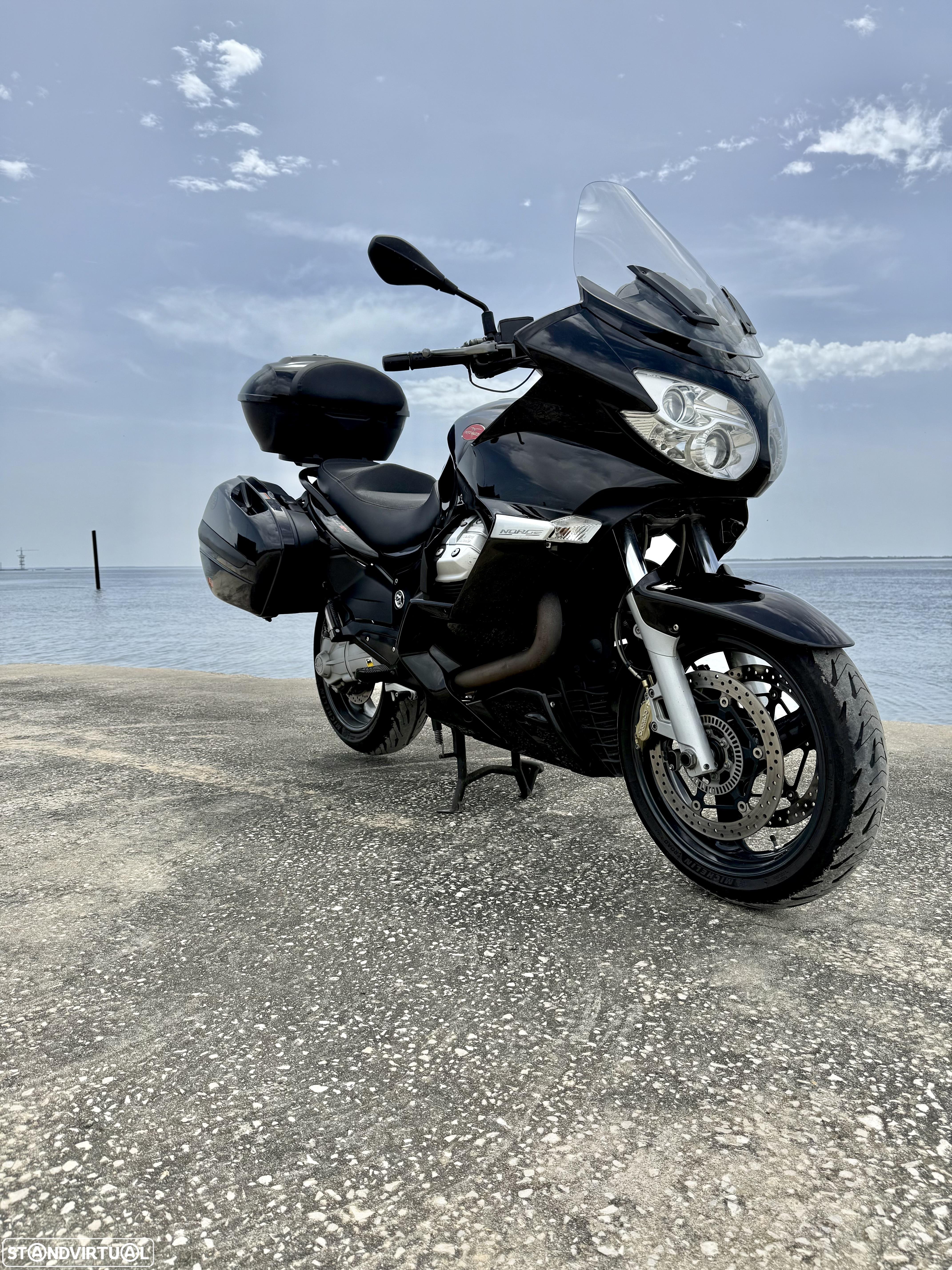 Moto Guzzi Norge 1200 Gt - 2