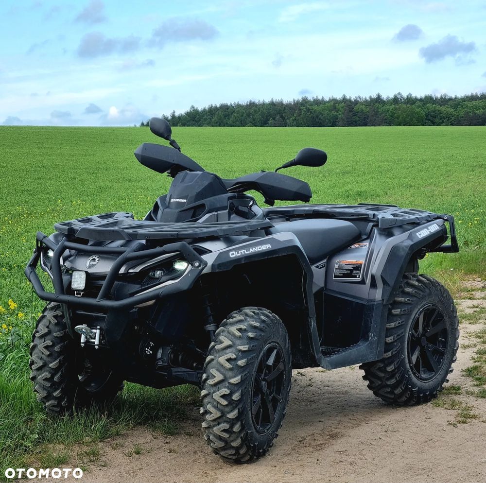 Can-Am Outlander - 2