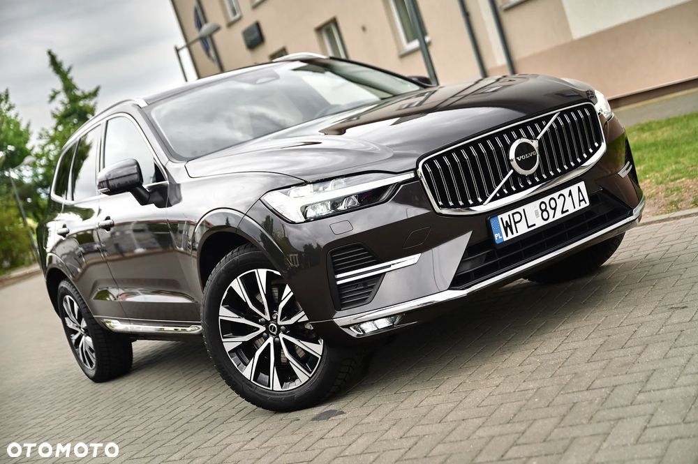 Volvo XC 60 B4 D Plus Bright - 19