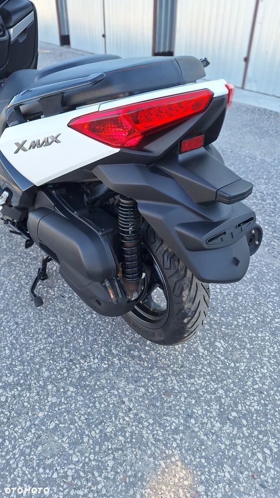 Yamaha X-max - 9