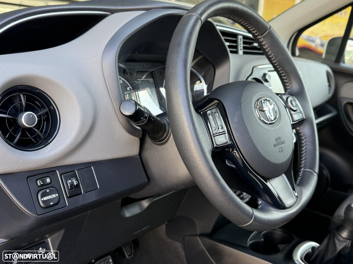 Toyota Yaris 1.0 VVT-i Comfort Plus - 18