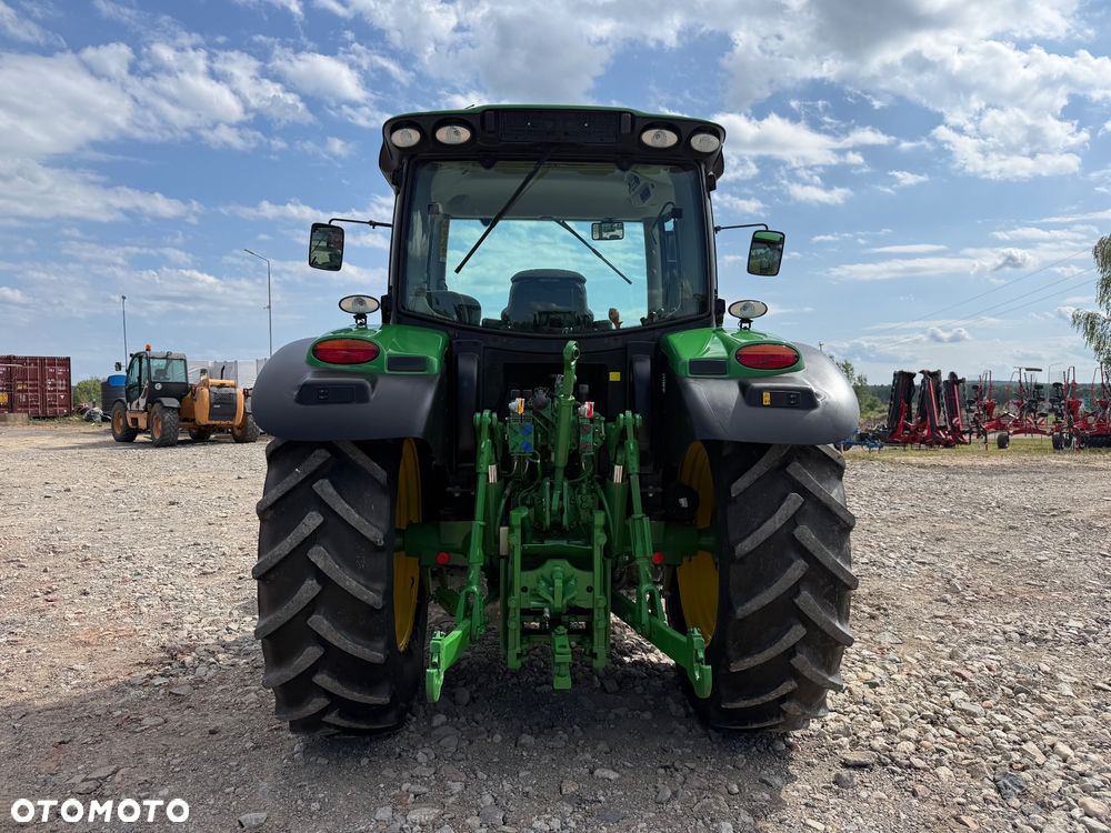 John Deere 6125R - 6