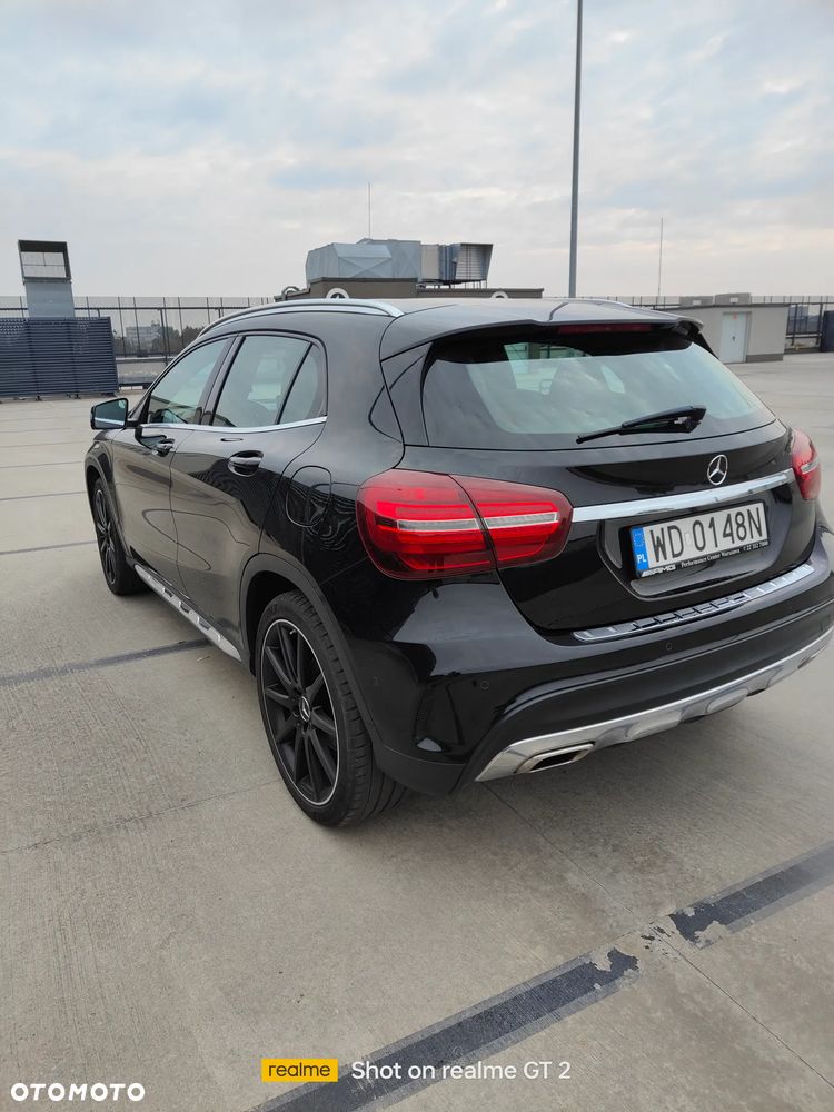 Mercedes-Benz GLA - 5