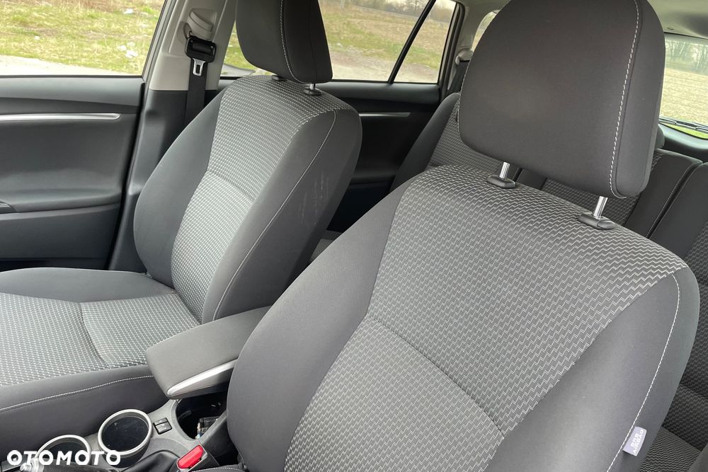 Toyota Verso 1.6 D-4D Premium - 10