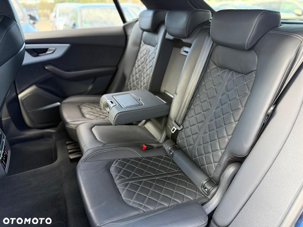 Audi SQ8 TFSI Quattro Tiptronic - 23
