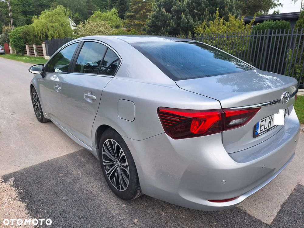 Toyota Avensis 1.8 Active MS - 6