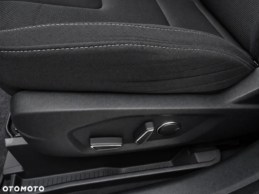 Ford S-Max 2.0 TDCi Titanium PowerShift - 12