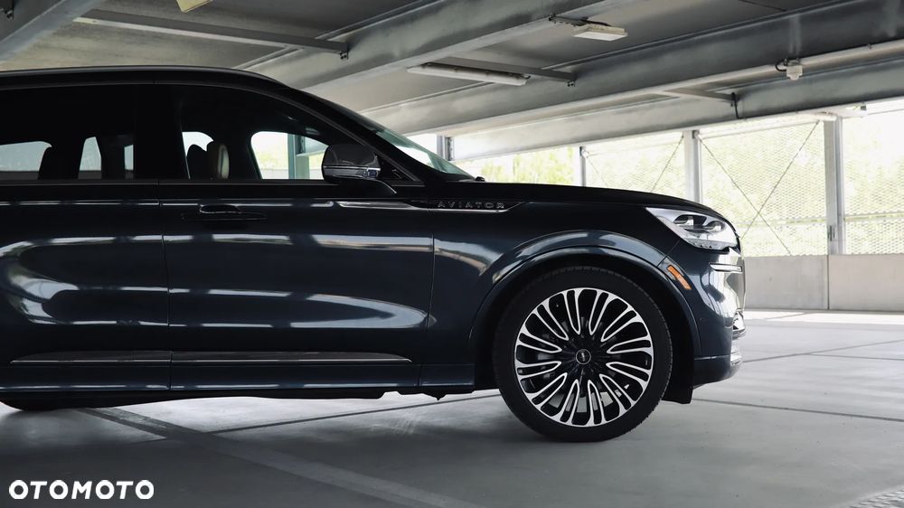 Lincoln Aviator - 14