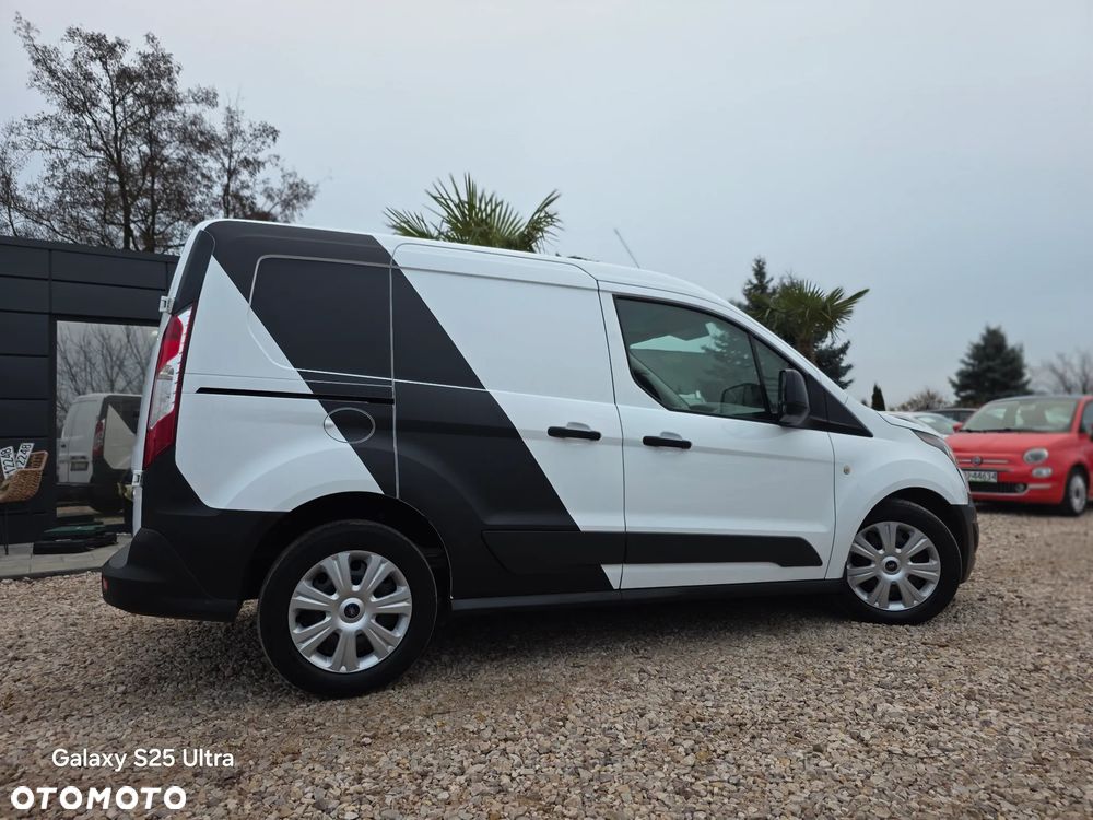 Ford Transit Connect - 13