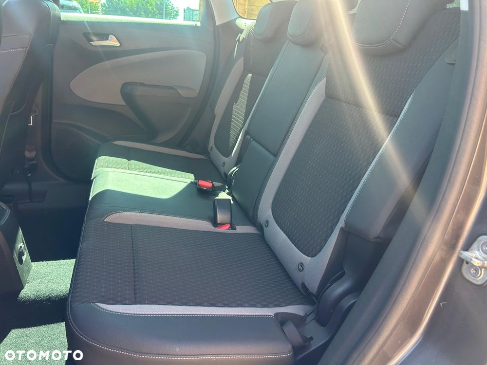 Opel Crossland X 1.2 T Design Line S&S - 20