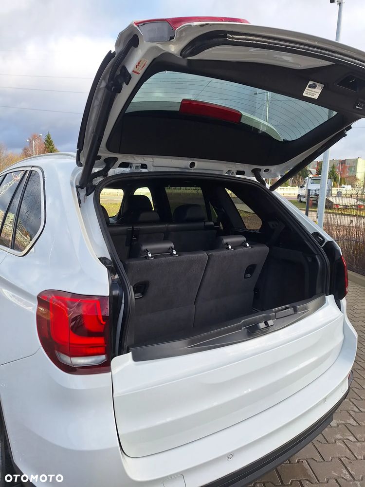BMW X5 xDrive35i - 11