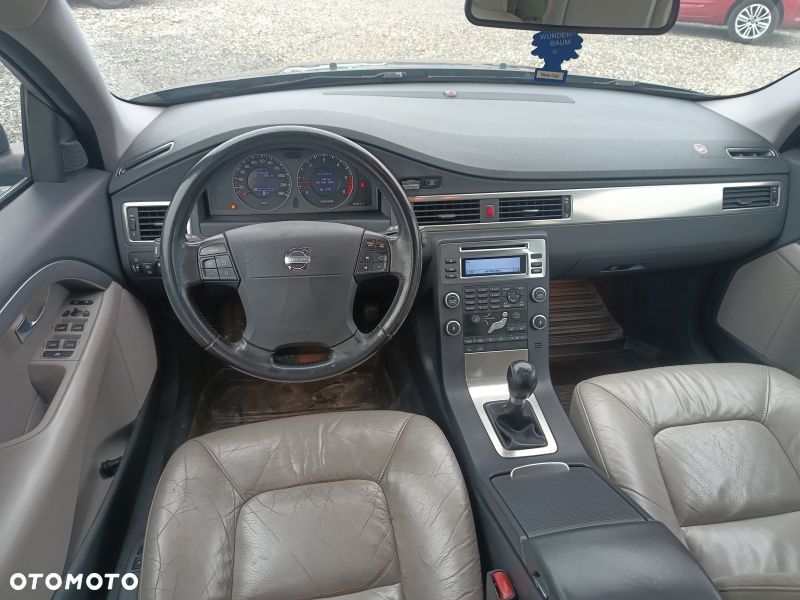 Volvo V70 D5 DPF Summum - 13