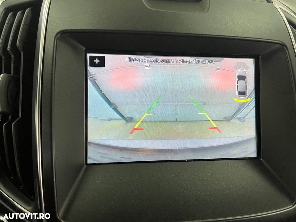 Ford Edge 2.0 TDCi Bi-Turbo 4x4 Titanium - 32